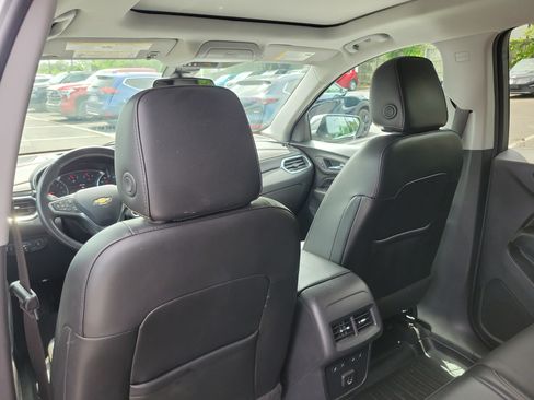 Used 2020 Chevrolet Equinox Premier AWD/4WD image 17