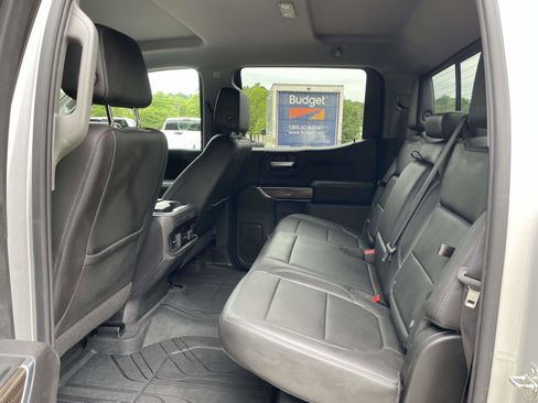 Used 2019 Chevrolet Silverado 1500 LT Trail Boss AWD/4WD image 3