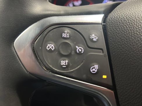 Used 2023 Chevrolet Traverse High Country image 12