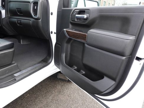 Used 2023 GMC Sierra 2500 SLE w/ Preferred Package AWD/4WD image 36