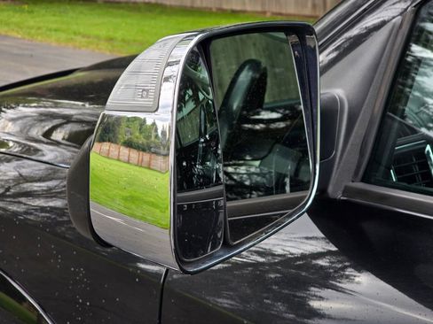 Used 2015 RAM 1500 Laramie w/ Convenience Group AWD/4WD image 12
