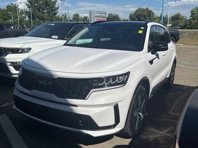 Used 2022 Kia Sorento S w/ Panoramic Sunroof Package