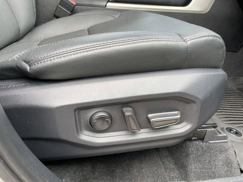 Used 2025 Toyota Tundra SR5 image 46