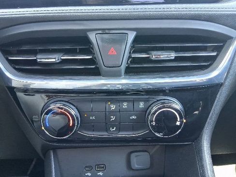 Used 2024 Buick Encore GX Sport Touring FWD image 24