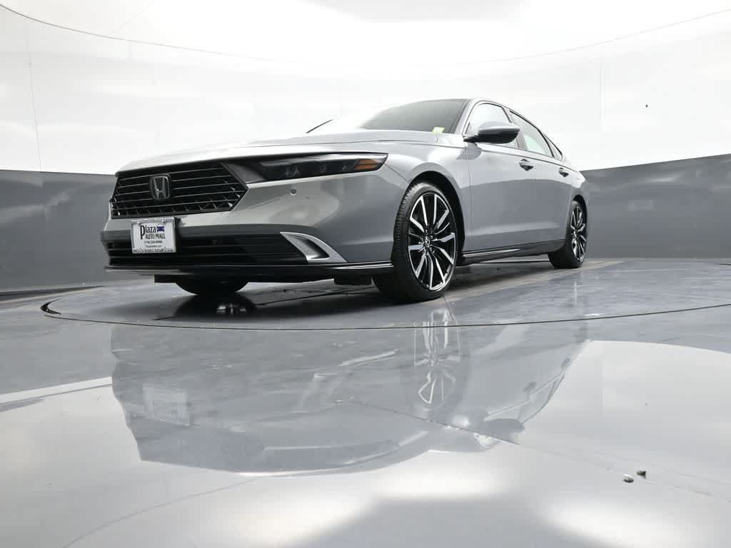 Used 2023 Honda Accord Touring image 33