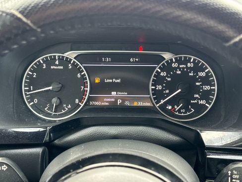 Used 2024 Nissan Pathfinder SL image 25