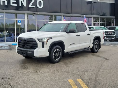 Used 2023 Toyota Tundra SR5 image 1
