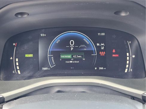 Used 2025 Toyota Camry LE FWD image 15