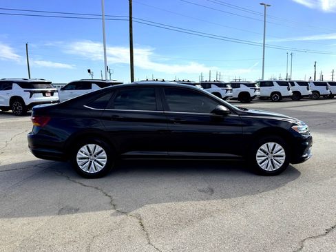 Used 2019 Volkswagen Jetta SE image 5