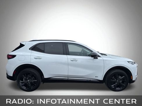 Used 2025 Buick Envision Sport Touring image 7