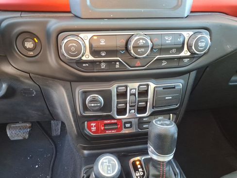 Used 2020 Jeep Wrangler Unlimited Rubicon image 20