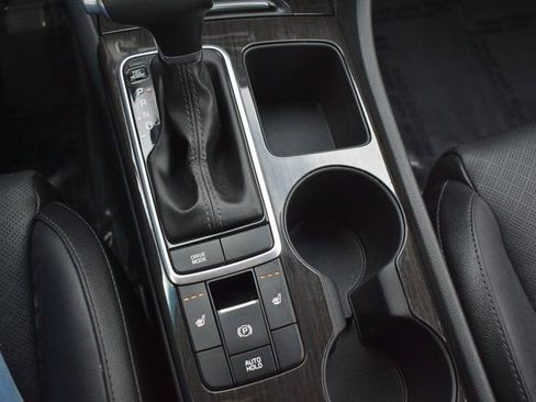 Used 2019 Kia Optima EX image 29