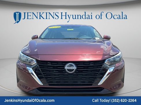 Used 2024 Nissan Sentra SV FWD image 8