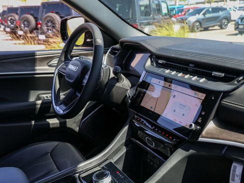 New 2026 Jeep Grand Cherokee Limited RWD image 20