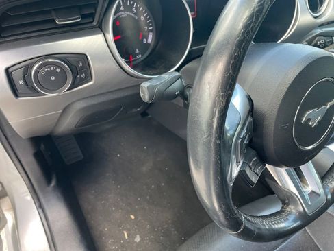 Used 2019 Ford Mustang GT Premium image 14