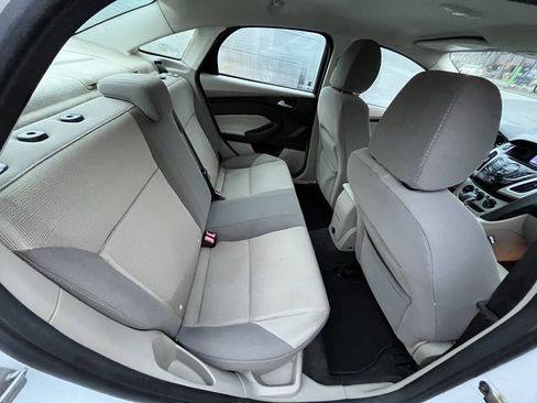 Used 2013 Ford Focus SE image 31