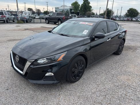 Used 2022 Nissan Altima 2.5 S FWD image 1