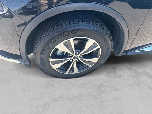 Used 2024 Nissan Murano SV AWD/4WD image 12