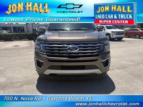 Used 2018 Ford Expedition Limited w/ Equipment Group 301A RWD image 16