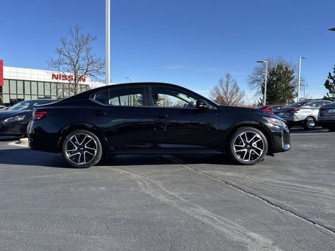 Used 2024 Nissan Sentra SR image 2