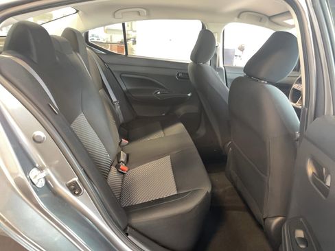 Used 2023 Nissan Versa S w/ Trunk Package image 18