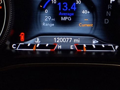 Used 2019 Jeep Cherokee Trailhawk image 30