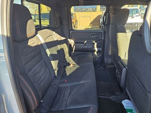 Used 2023 Nissan Frontier PRO-4X w/ Pro Convenience Package image 16