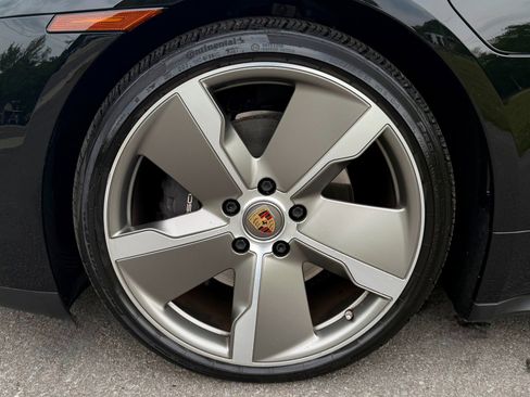 Used 2021 Porsche Taycan RWD image 46