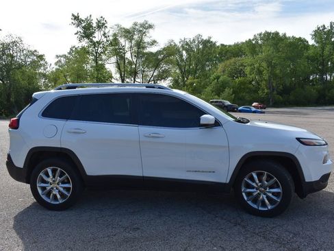 Used 2014 Jeep Cherokee Limited w/ Luxury Group AWD/4WD image 9