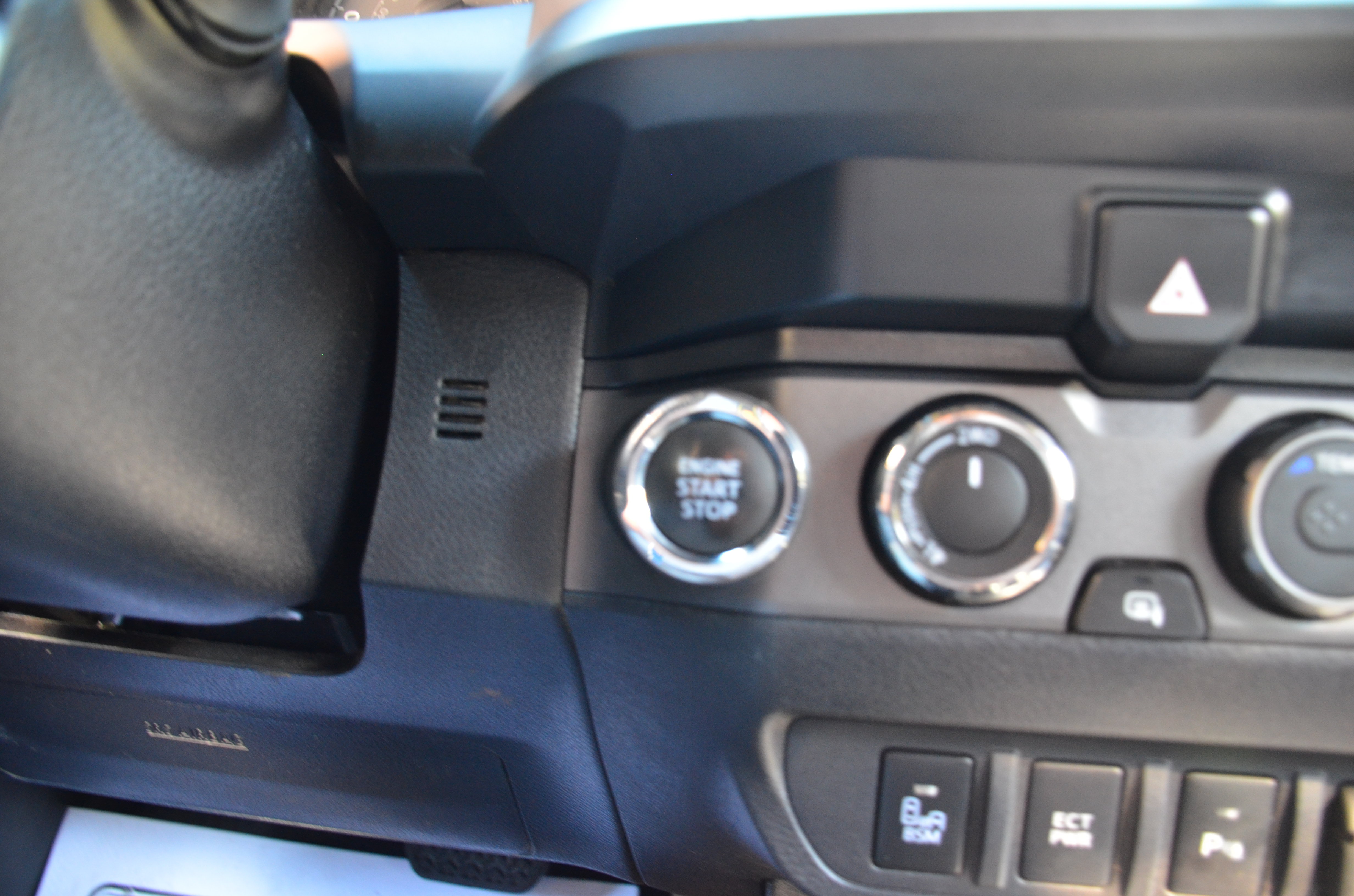 Used 2023 Toyota Tacoma TRD Off-Road w/ Technology Package AWD/4WD image 50