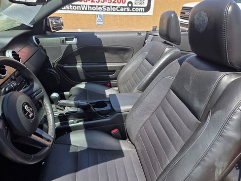 Used 2007 Ford Mustang Shelby GT500 RWD image 10