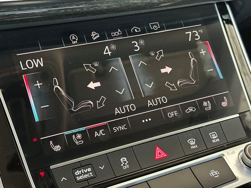 Used 2020 Audi Q8 Premium Plus w/ Premium Plus Package AWD/4WD image 22