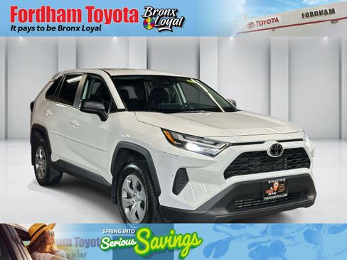 Used 2023 Toyota RAV4 LE AWD/4WD image 1
