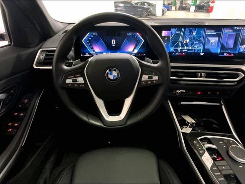 Used 2024 BMW 330i xDrive Sedan w/ Convenience Package AWD/4WD image 5