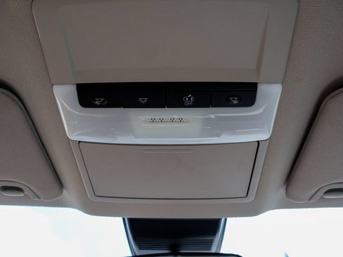 Used 2025 Nissan Altima 2.5 SV FWD image 18