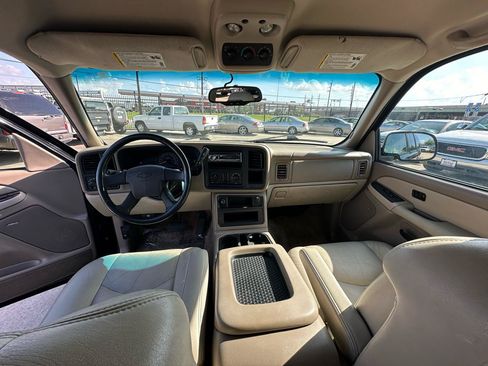Used 2003 Chevrolet Suburban LS w/ LS Preferred Equipment Group RWD image 20