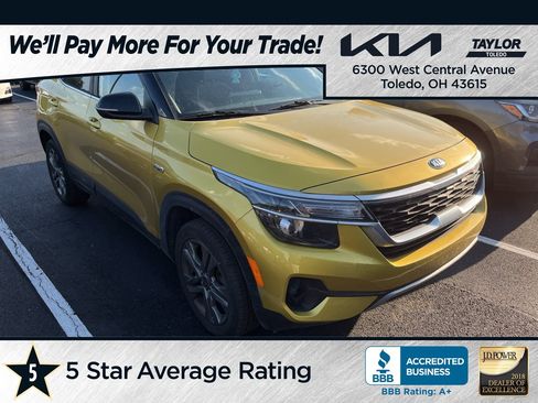 Used 2021 Kia Seltos S AWD/4WD image 1