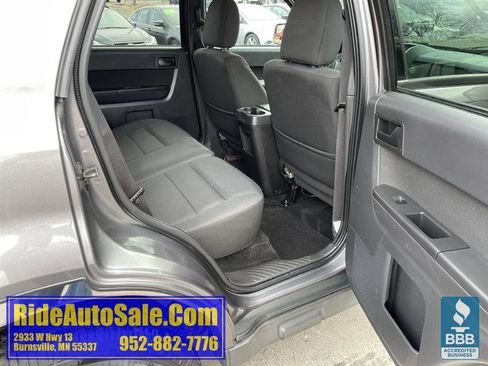 Used 2010 Ford Escape XLT image 16