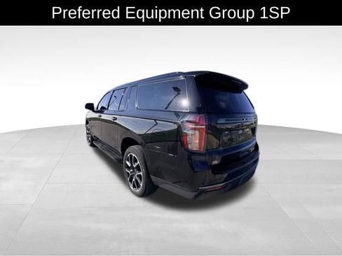 Used 2022 Chevrolet Suburban RST w/ Luxury Package image 5