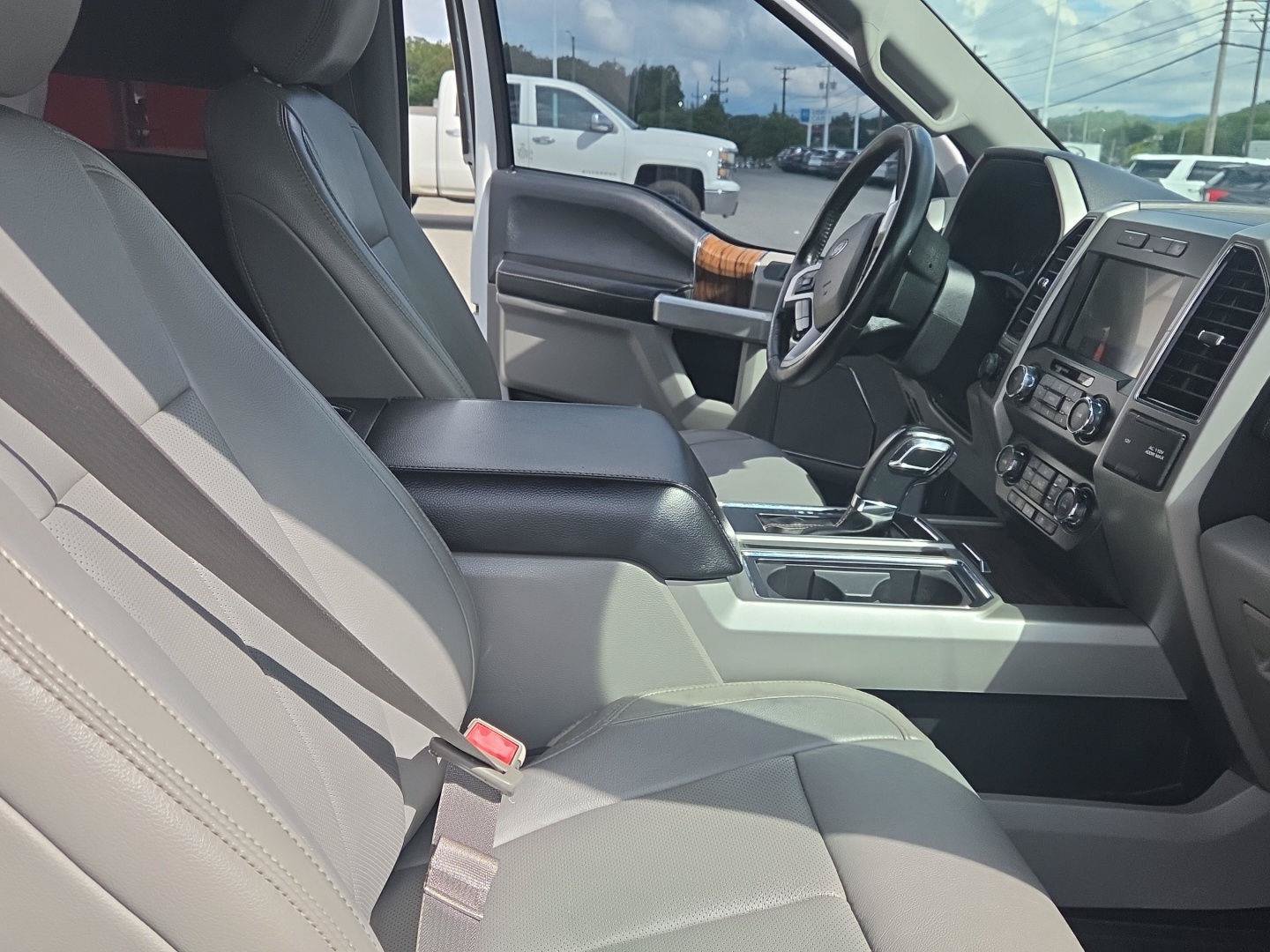 Used 2019 Ford F150 Lariat AWD/4WD image 18