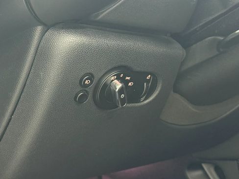 Used 2015 MINI Cooper S image 37