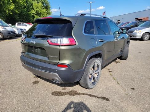 Used 2020 Jeep Cherokee Limited AWD/4WD image 3