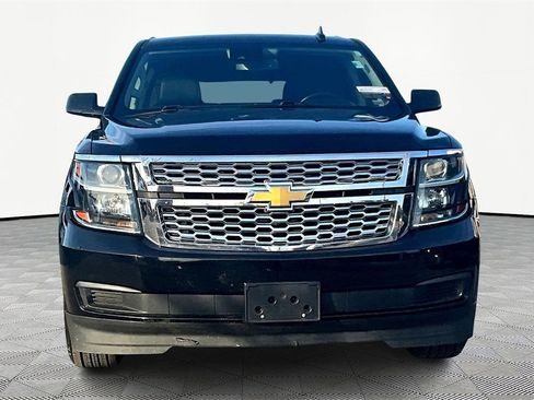 Used 2019 Chevrolet Tahoe LT image 3