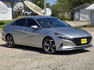 Used 2023 Hyundai Elantra SEL w/ Convenience Package video 1