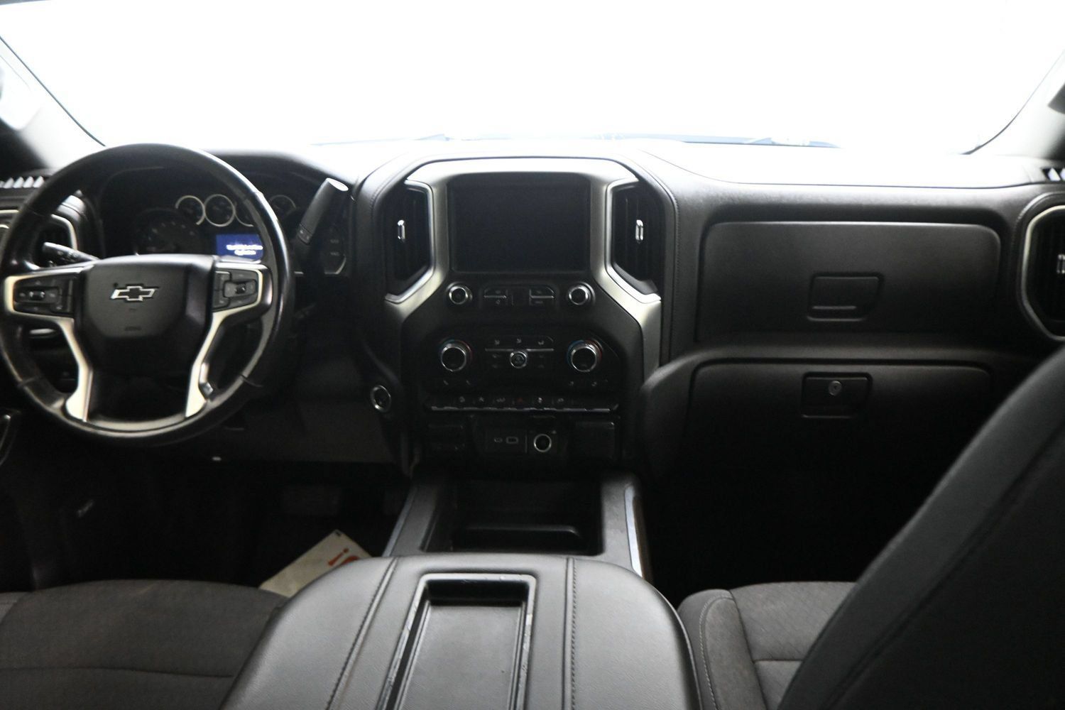 Used 2020 Chevrolet Silverado 1500 RST AWD/4WD image 16