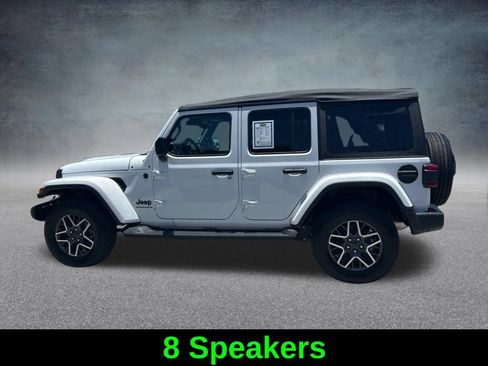 Certified 2025 Jeep Wrangler Unlimited Sahara AWD/4WD image 8