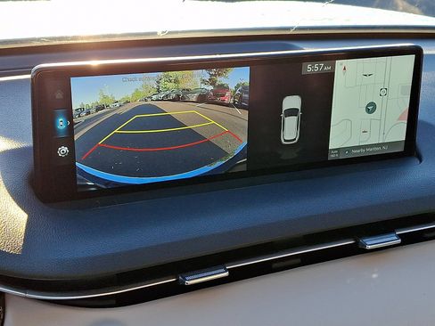 Certified 2023 Genesis GV70 2.5T AWD/4WD image 22