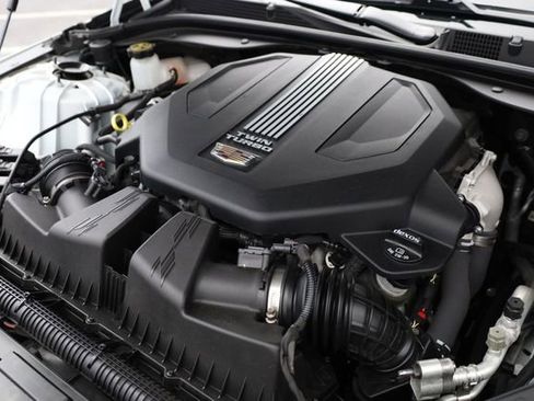 Used 2023 Cadillac CT5 V w/ Premium Package image 9