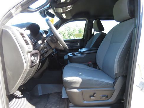 Used 2022 RAM 2500 Big Horn w/ Level A Equipment Group AWD/4WD image 10