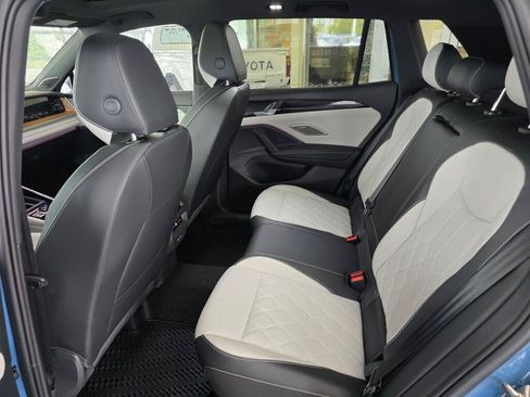 New 2026 Volkswagen Tiguan SEL R-Line AWD/4WD image 39